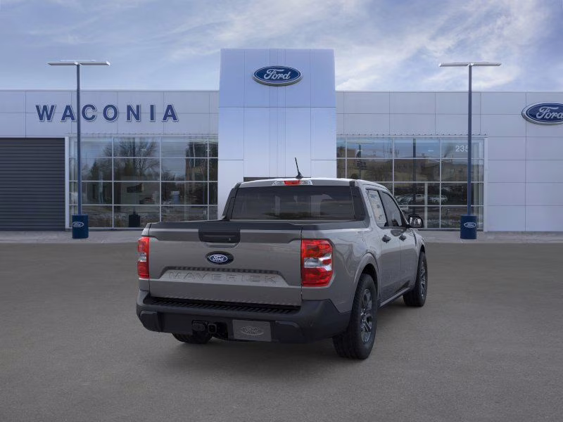 2025 Carbonized Gray Metallic Ford Maverick XLT AWD Truck