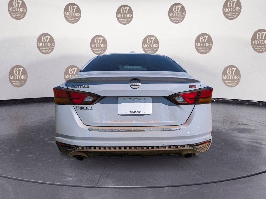 2023 Gray Sky Pearl Nissan Altima 2.5 SR FWD Sedan