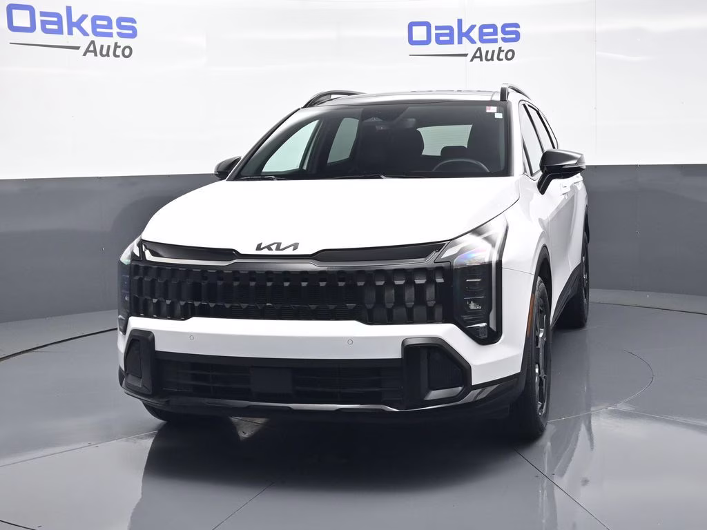 2026 Glacial White Pearl Kia Sportage X-Line AWD SUV
