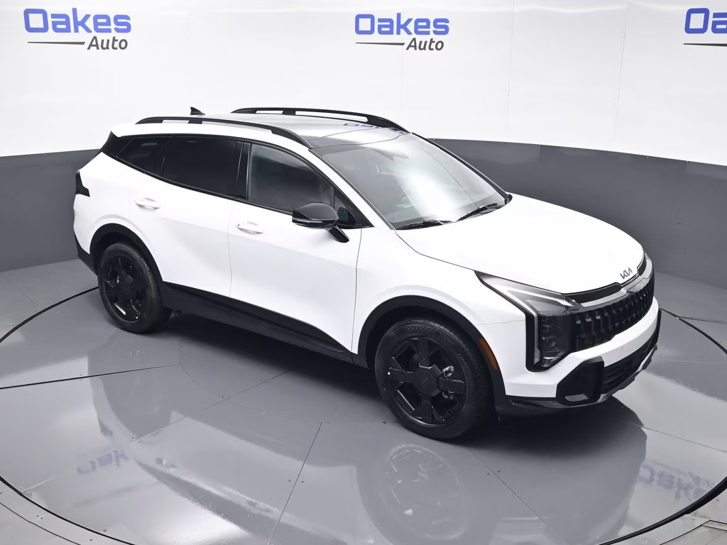 2026 Glacial White Pearl Kia Sportage X-Line AWD SUV