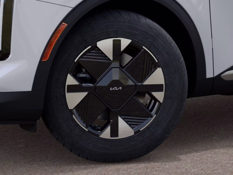 2026 Snow White Pearl Kia Sportage Hybrid LX FWD SUV