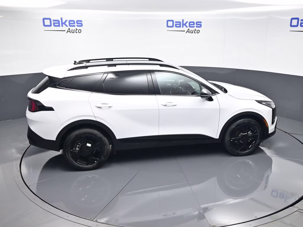 2026 Glacial White Pearl Kia Sportage X-Line AWD SUV