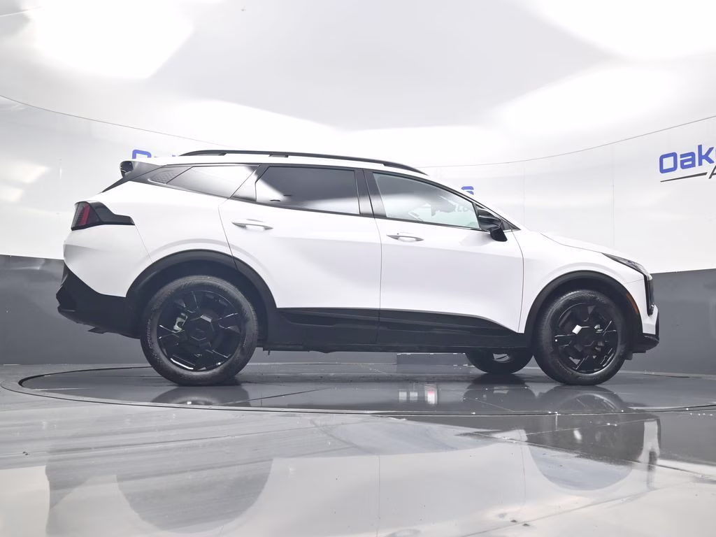 2026 Glacial White Pearl Kia Sportage X-Line AWD SUV
