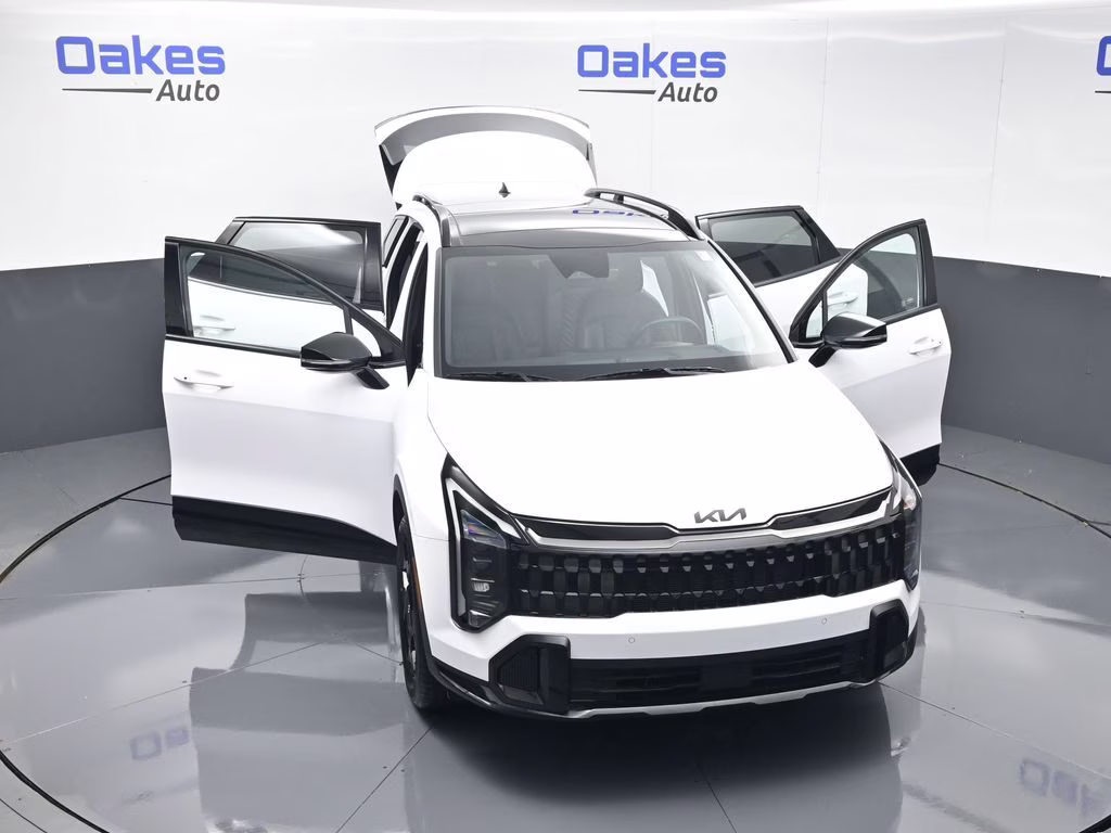2026 Glacial White Pearl Kia Sportage X-Line AWD SUV