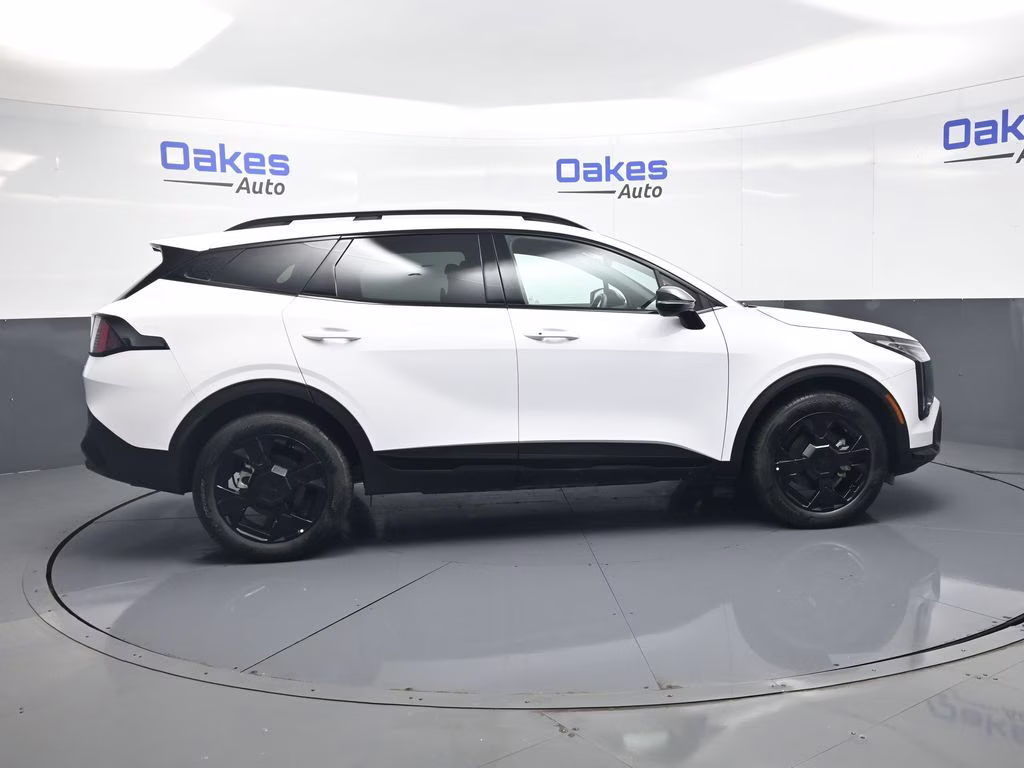 2026 Glacial White Pearl Kia Sportage X-Line AWD SUV