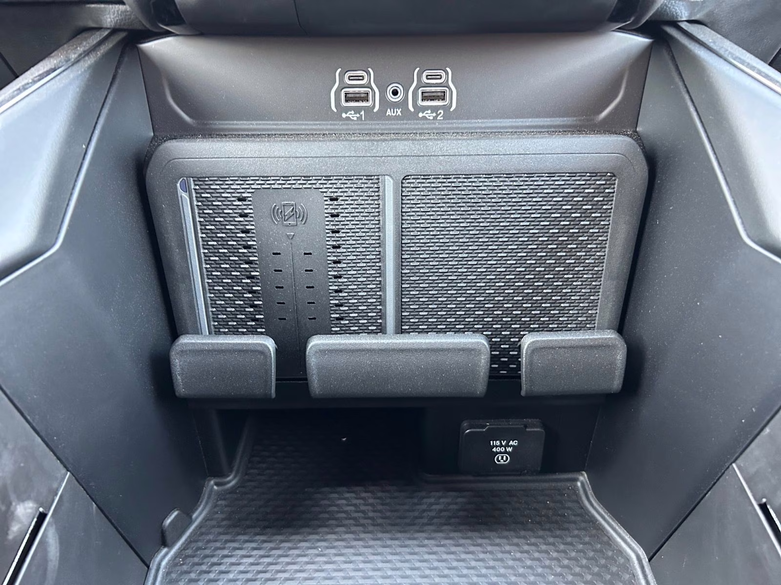 2026 Diamond Black Crystal Pearlcoat Ram 1500 Big Horn/Lone Star 4X4 Truck