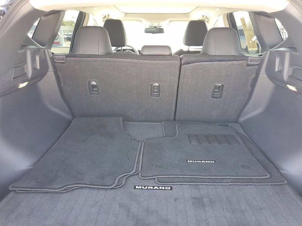 2025 Everest White Pearl Tricoat/Super Black Nissan Murano SL AWD SUV