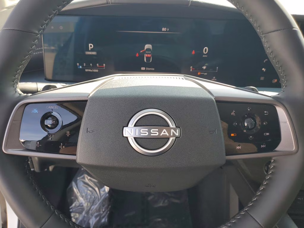 2025 Everest White Pearl Tricoat/Super Black Nissan Murano SL AWD SUV