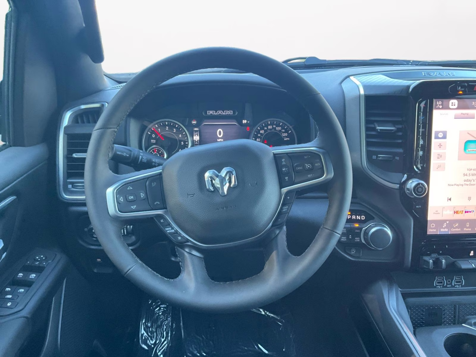 2026 Diamond Black Crystal Pearlcoat Ram 1500 Big Horn/Lone Star 4X4 Truck