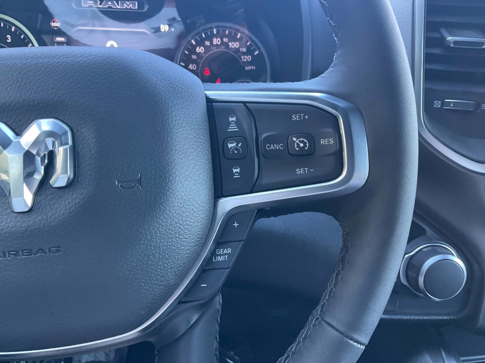 2026 Diamond Black Crystal Pearlcoat Ram 1500 Big Horn/Lone Star 4X4 Truck