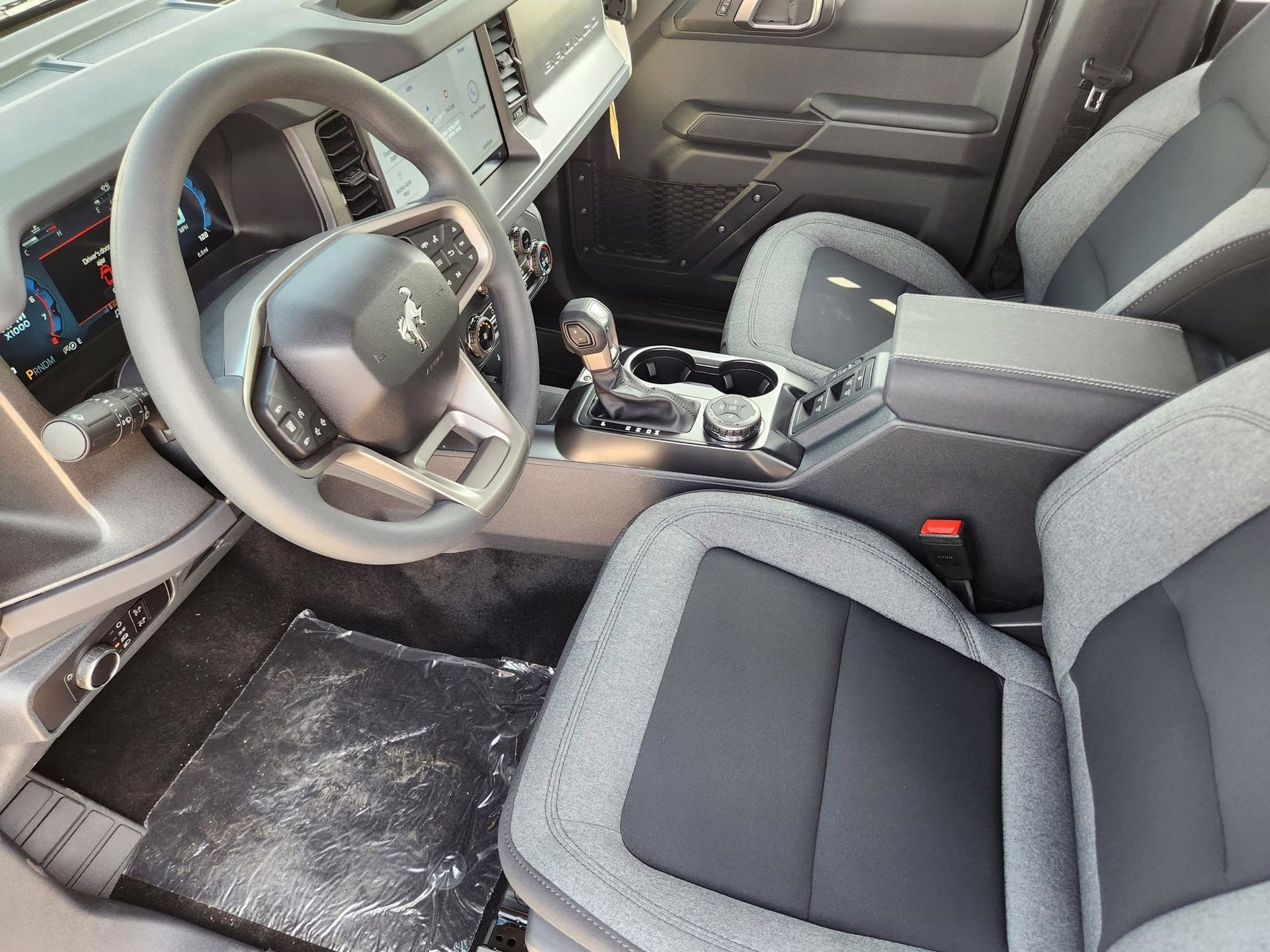 2025 Shadow Black Ford Bronco Base 4X4 SUV