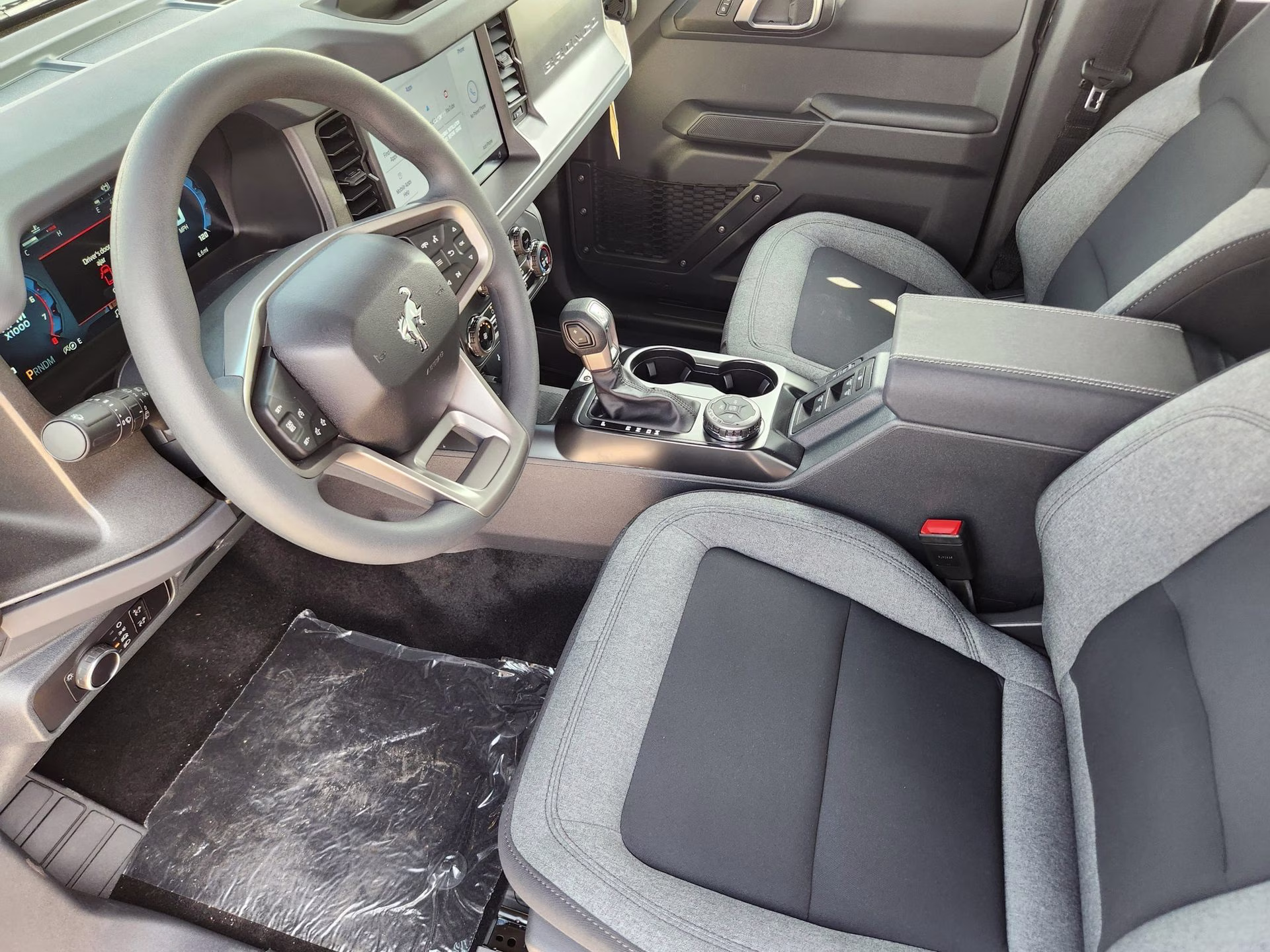 2025 Shadow Black Ford Bronco Base 4X4 SUV