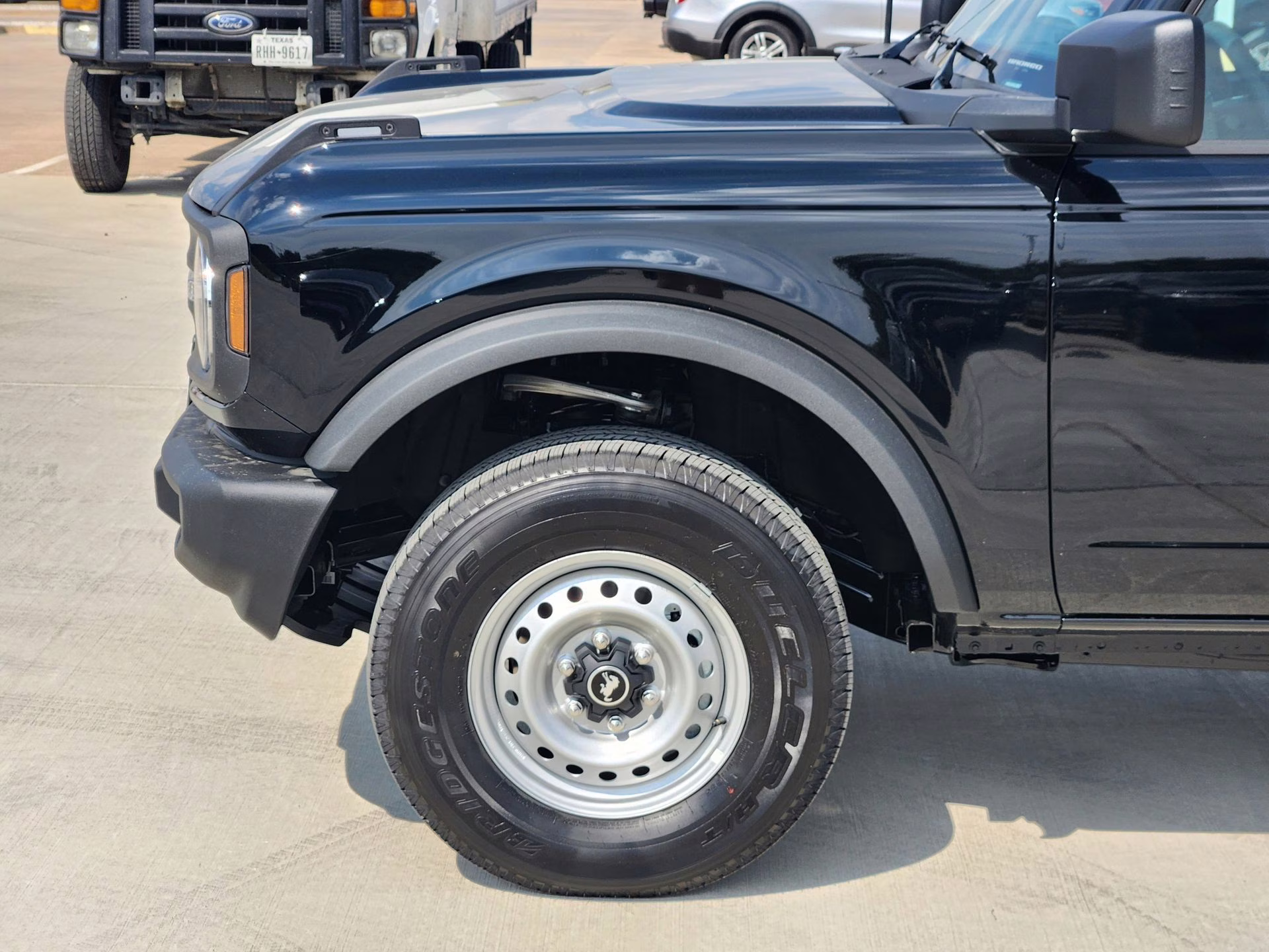 2025 Shadow Black Ford Bronco Base 4X4 SUV