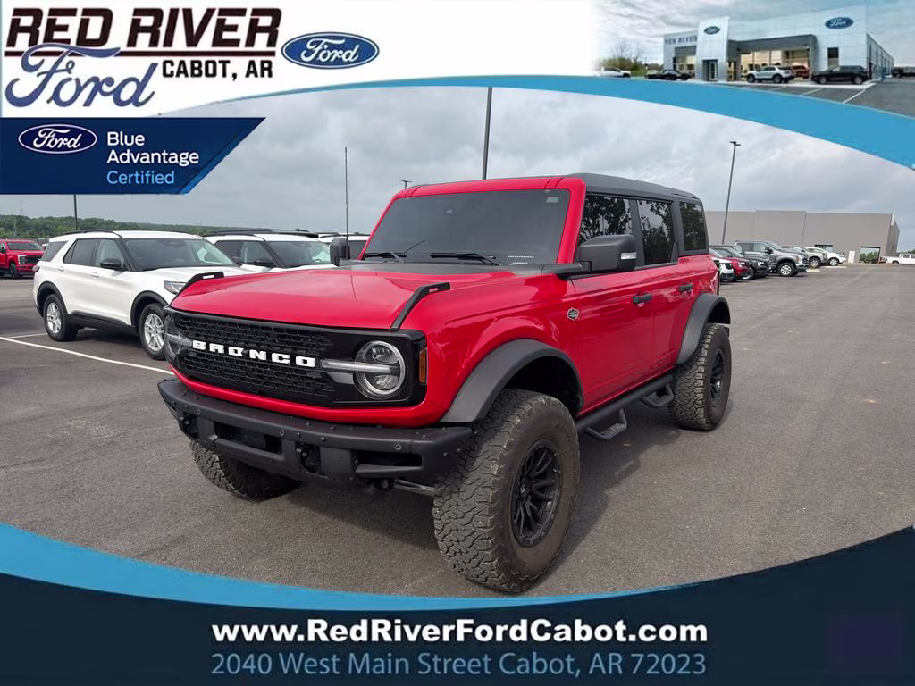 2024 Race Red Ford Bronco Wildtrak 4X4 SUV