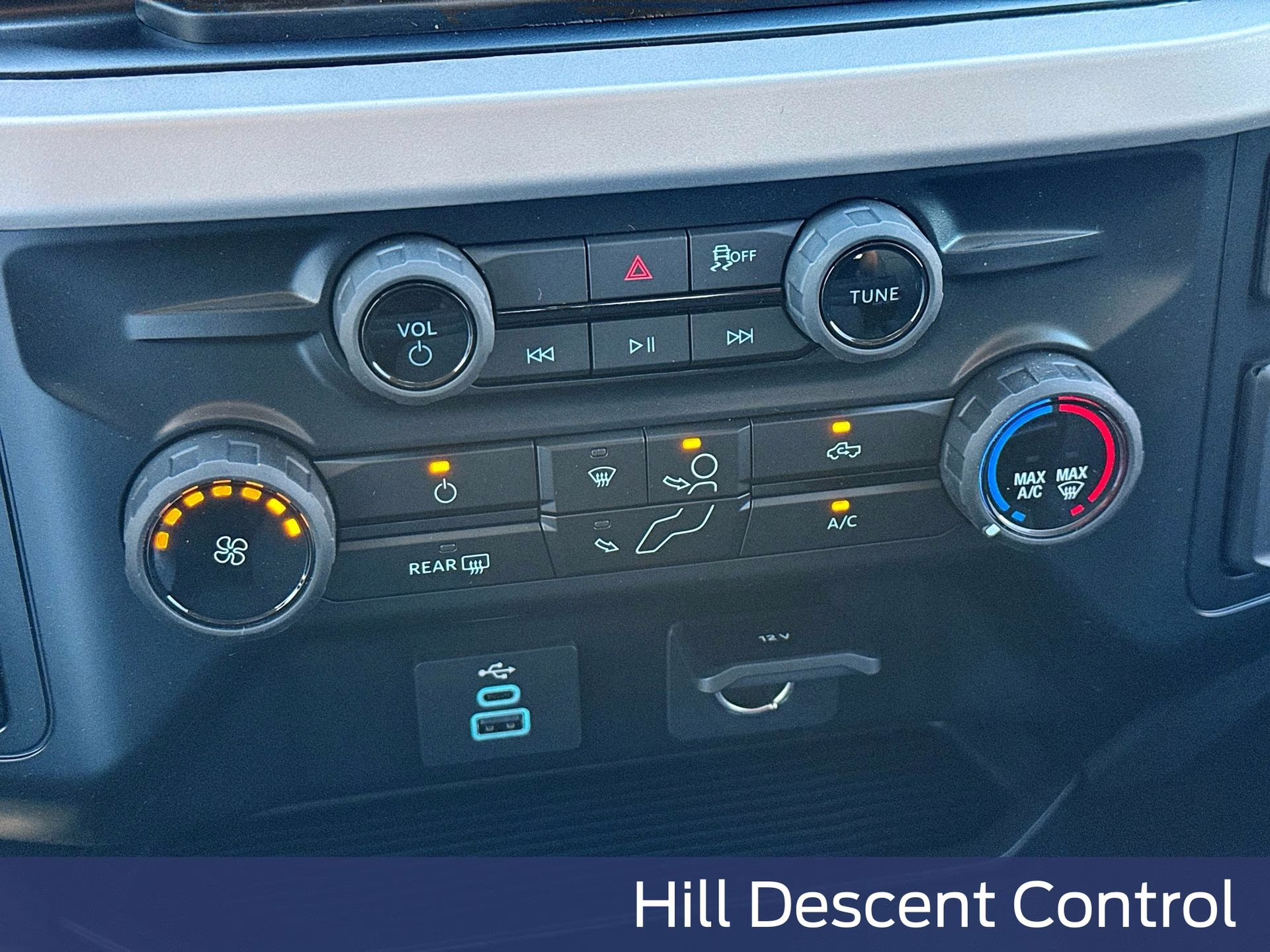 2026 Avalanche Ford Super Duty F-350 SRW XL 4X4 Truck