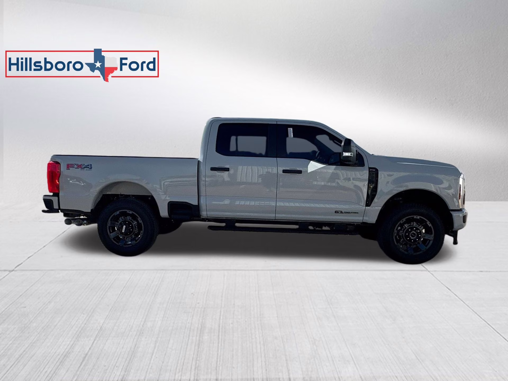2026 Avalanche Ford Super Duty F-350 SRW XL 4X4 Truck