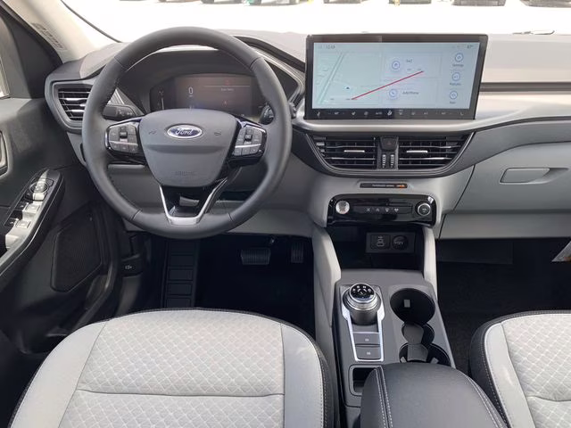 2025 Oxford White Ford Escape Active FWD SUV