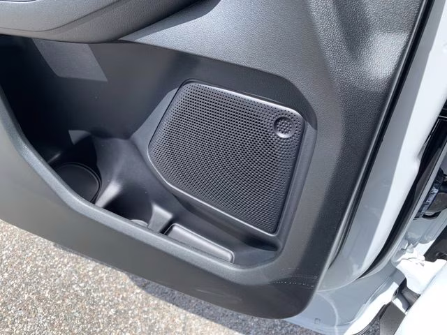 2025 Oxford White Ford Escape Active FWD SUV