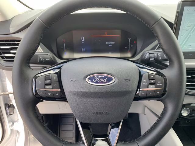 2025 Oxford White Ford Escape Active FWD SUV
