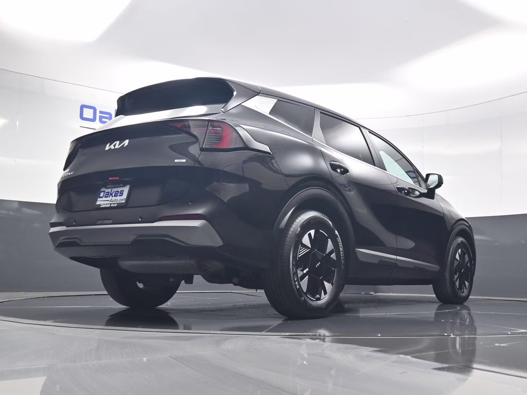 2026 Fusion Black Kia Sportage Hybrid LX FWD SUV