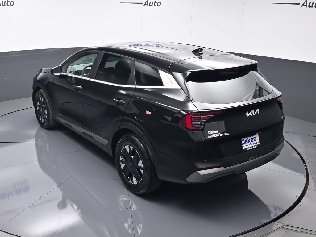 2026 Fusion Black Kia Sportage Hybrid LX FWD SUV