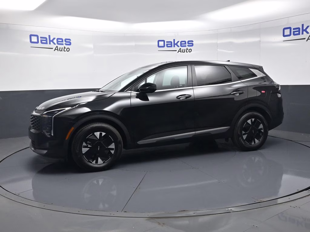 2026 Fusion Black Kia Sportage Hybrid LX FWD SUV