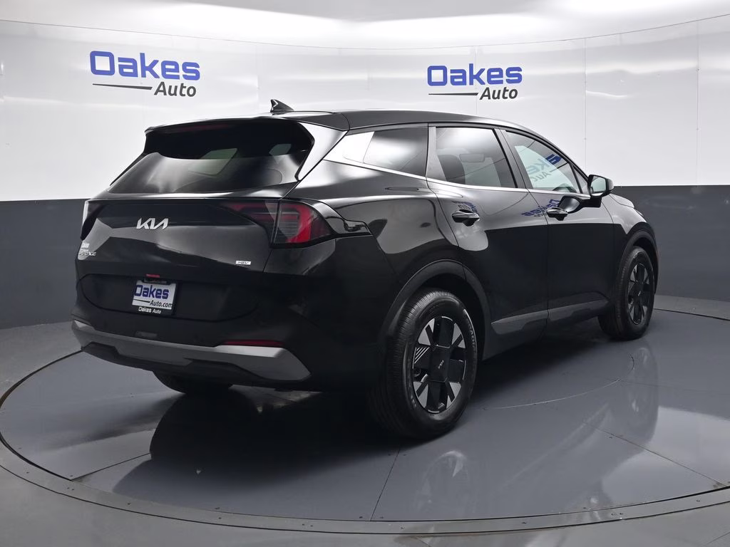 2026 Fusion Black Kia Sportage Hybrid LX FWD SUV
