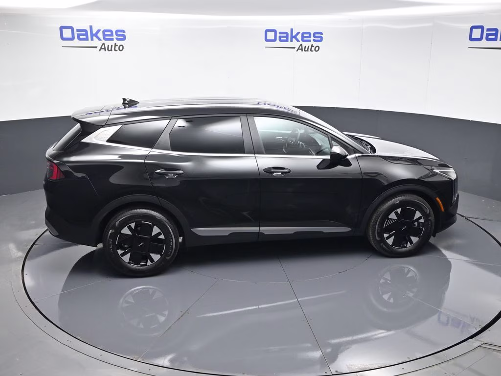 2026 Fusion Black Kia Sportage Hybrid LX FWD SUV
