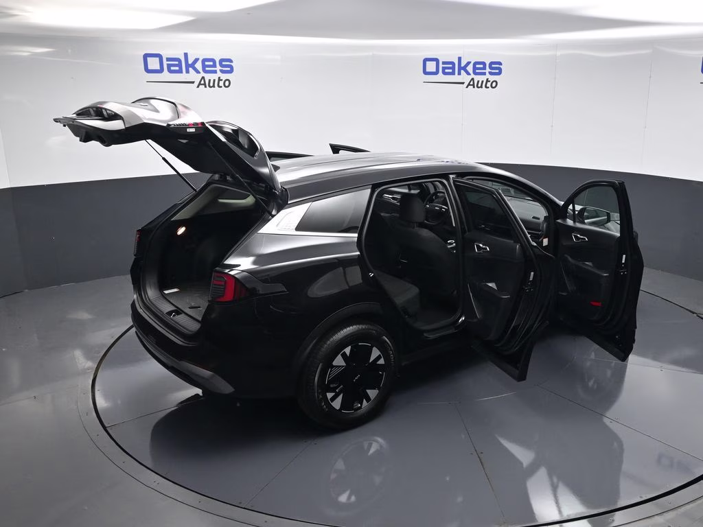 2026 Fusion Black Kia Sportage Hybrid LX FWD SUV