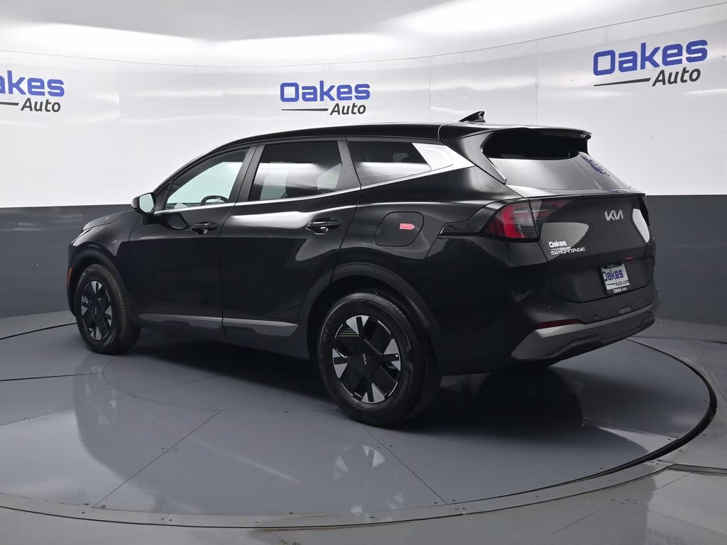 2026 Fusion Black Kia Sportage Hybrid LX FWD SUV