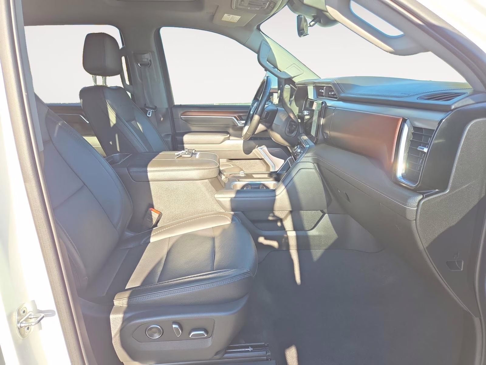 2024 Summit White GMC Sierra 3500HD Denali 4X4 Truck