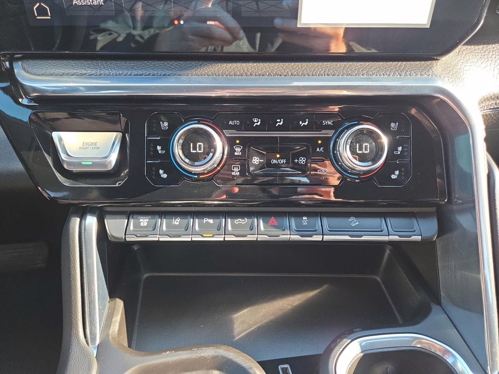 2024 Summit White GMC Sierra 3500HD Denali 4X4 Truck