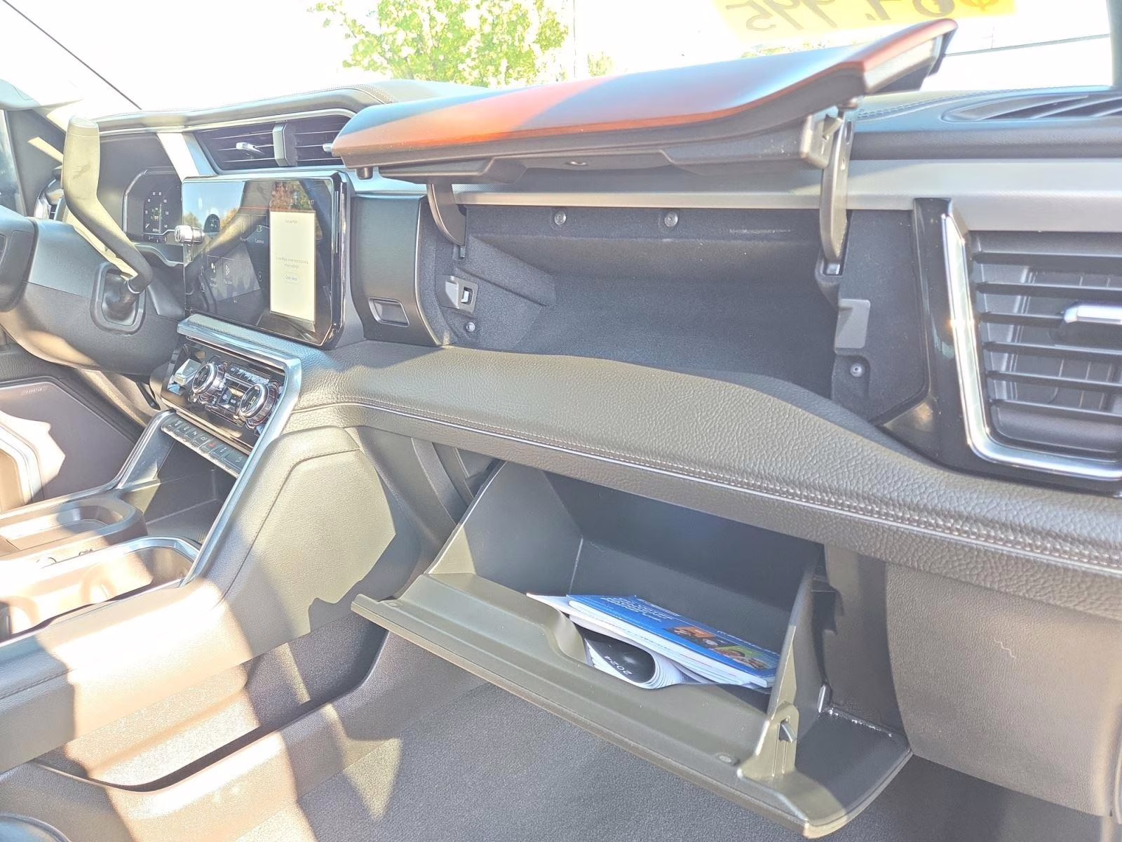 2024 Summit White GMC Sierra 3500HD Denali 4X4 Truck