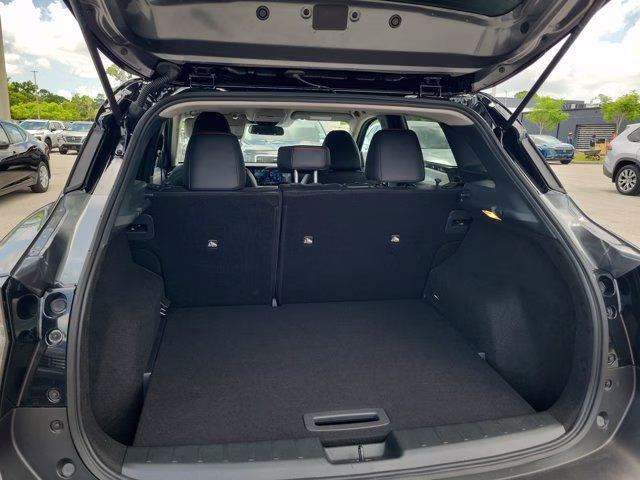 2026 Gun Metallic/Super Black Nissan Kicks SR FWD SUV