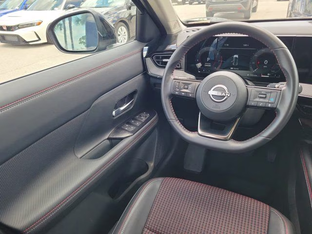 2026 Gun Metallic/Super Black Nissan Kicks SR FWD SUV