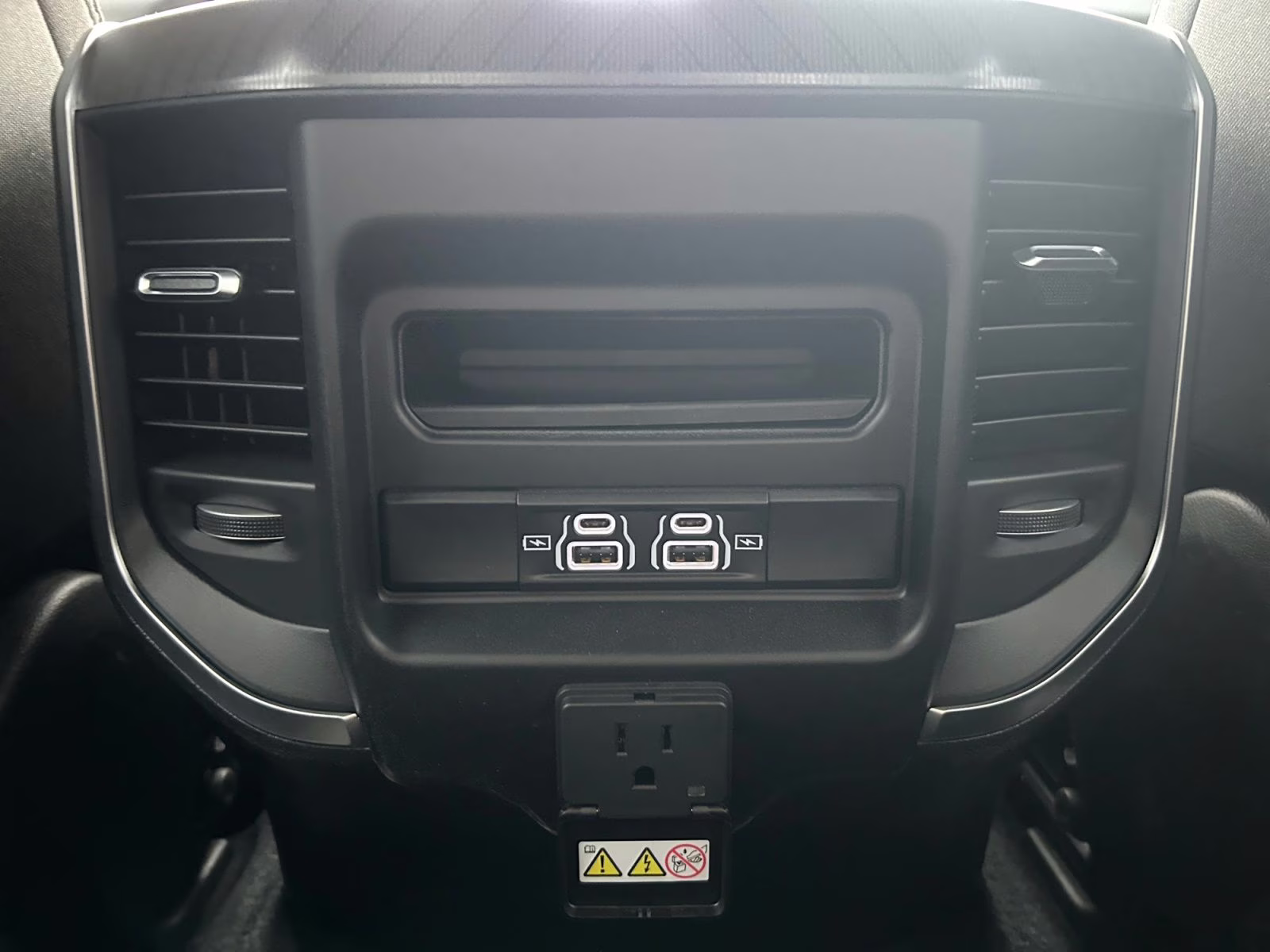 2026 Granite Crystal Metallic Clearcoat Ram 1500 Big Horn/Lone Star 4X4 Truck