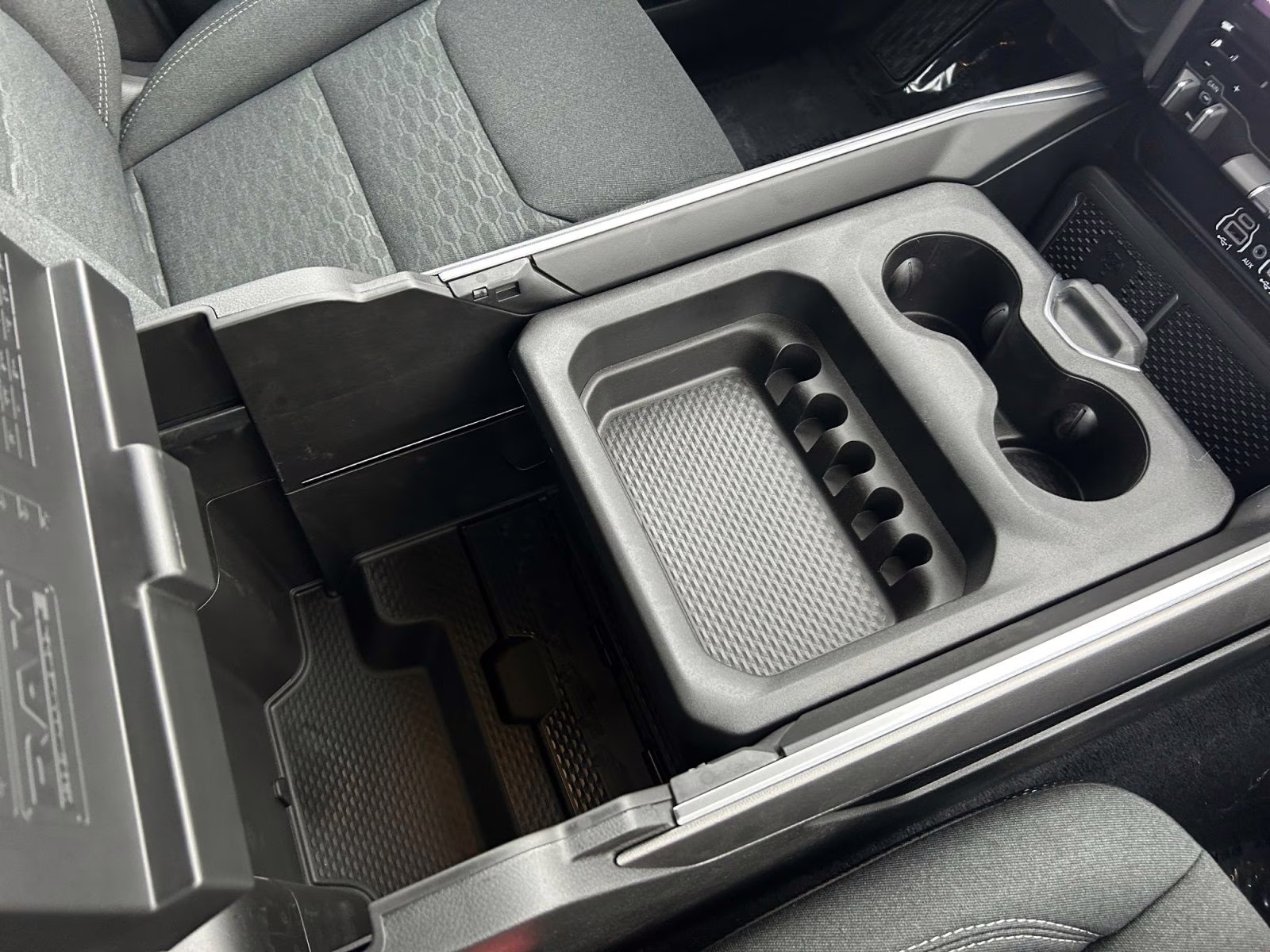 2026 Granite Crystal Metallic Clearcoat Ram 1500 Big Horn/Lone Star 4X4 Truck