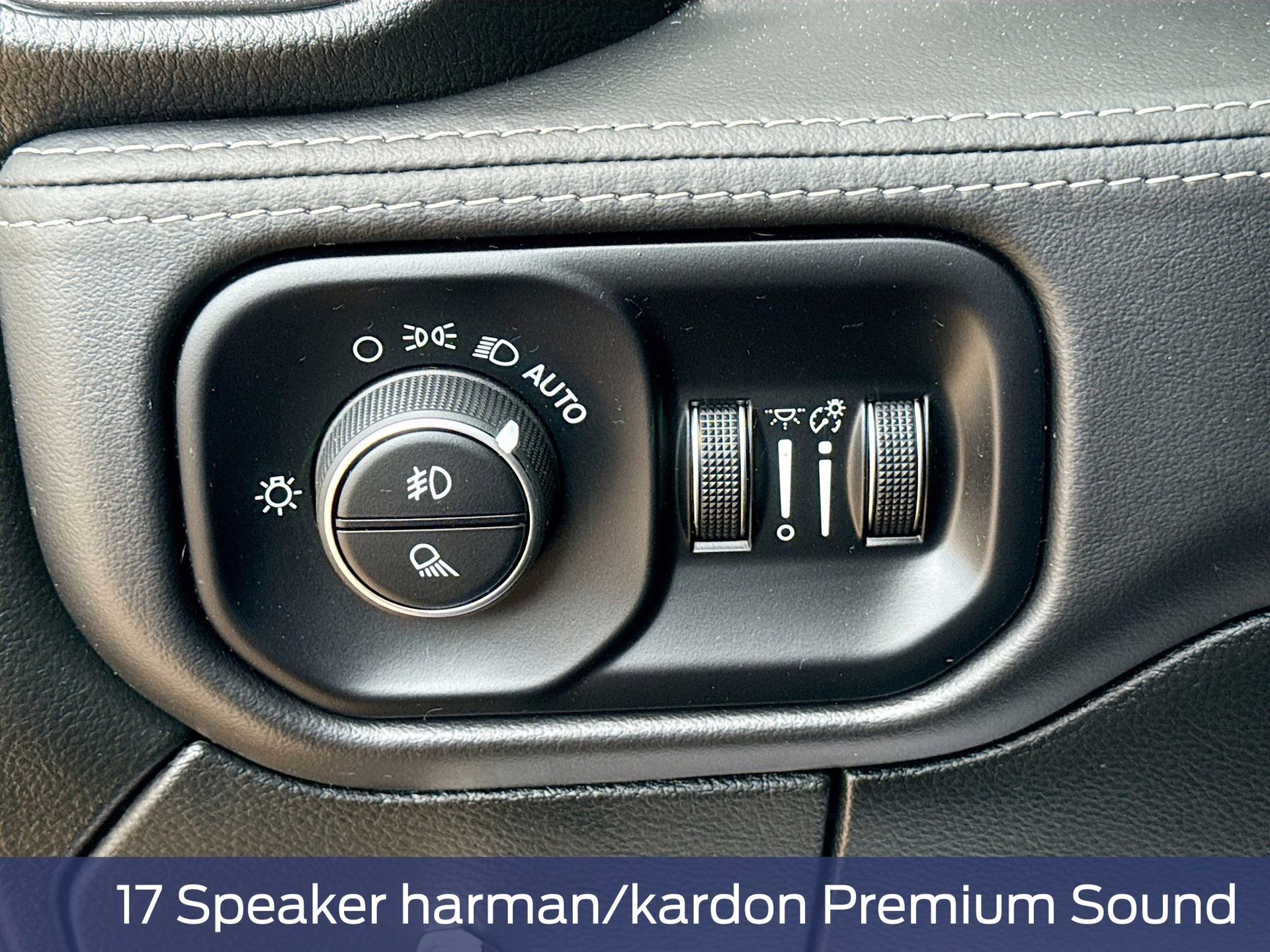 2024 Diamond Black Crystal Pearlcoat Ram 2500 Rebel 4X4 Truck