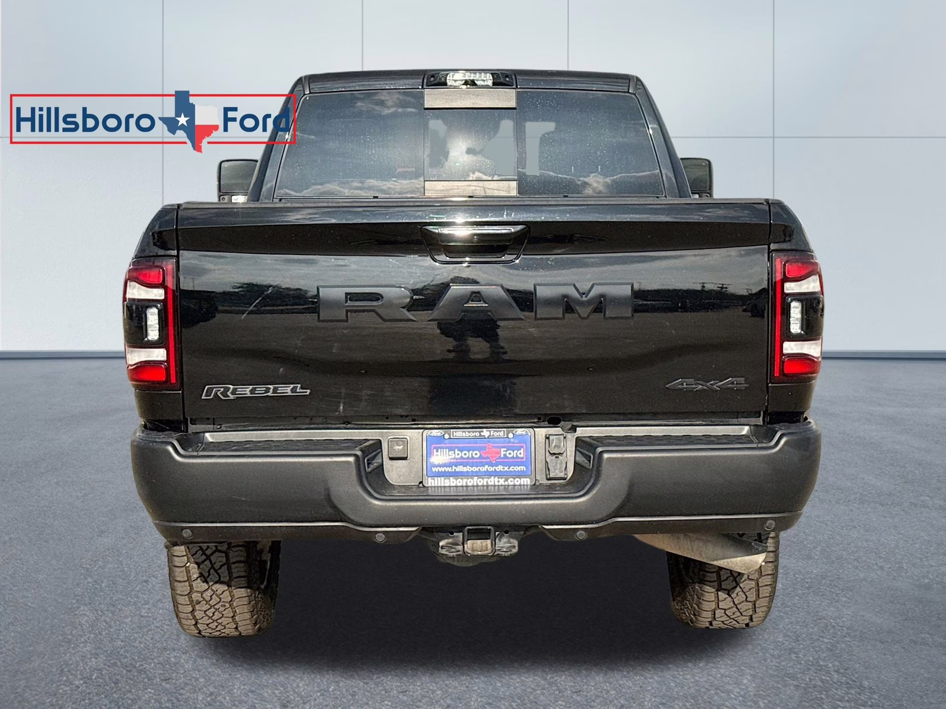 2024 Diamond Black Crystal Pearlcoat Ram 2500 Rebel 4X4 Truck