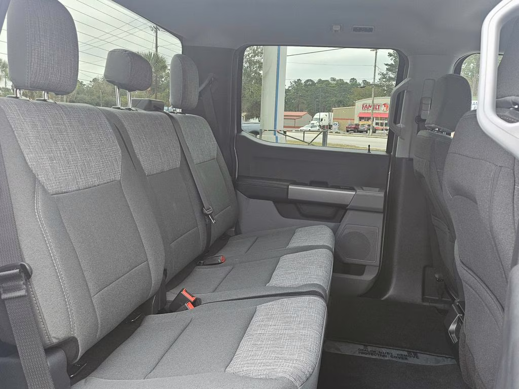 2026 Avalanche Ford Super Duty F-250 SRW XLT 4X4 Truck