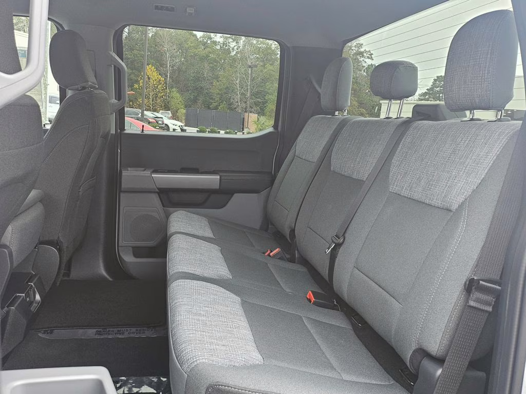 2026 Avalanche Ford Super Duty F-250 SRW XLT 4X4 Truck