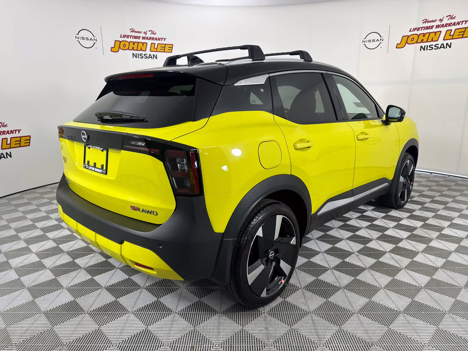 2026 Yuzu Yellow Metallic/Super Black Nissan Kicks SR AWD SUV