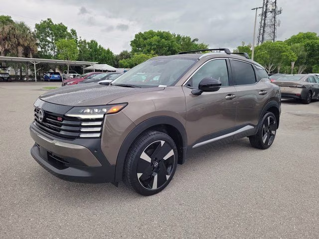 2026 Canyon Bronze Metallic Nissan Kicks SR FWD SUV