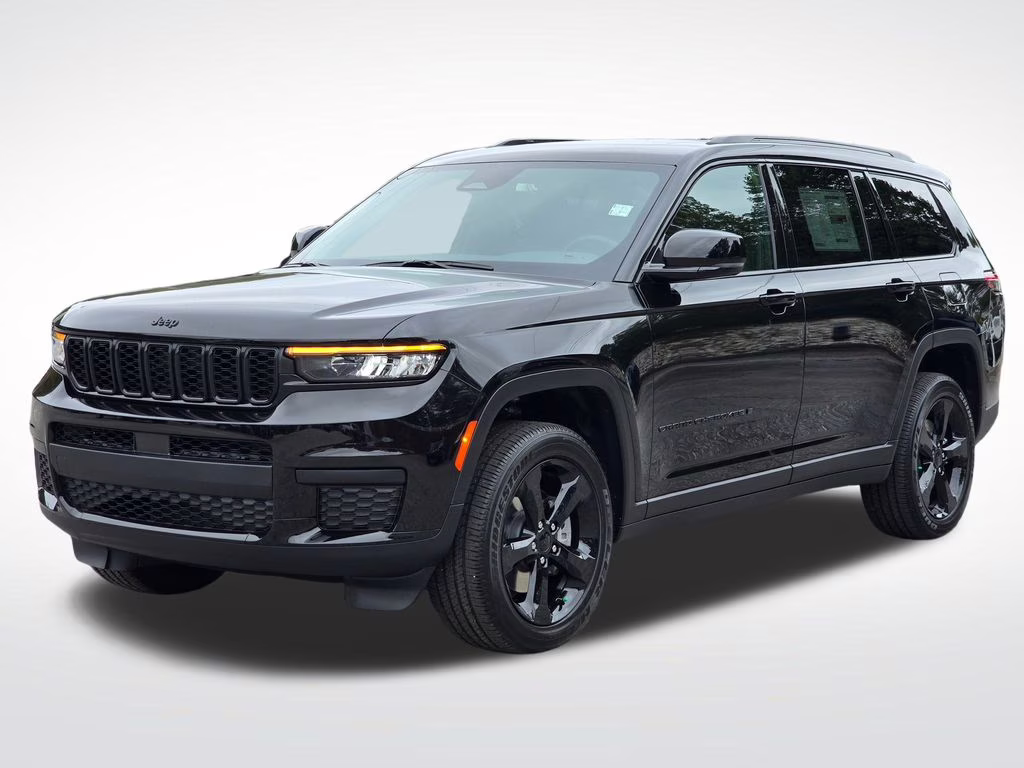 2025 Diamond Black Crystal Pearlcoat Jeep Grand Cherokee L Altitude X 4X4 SUV