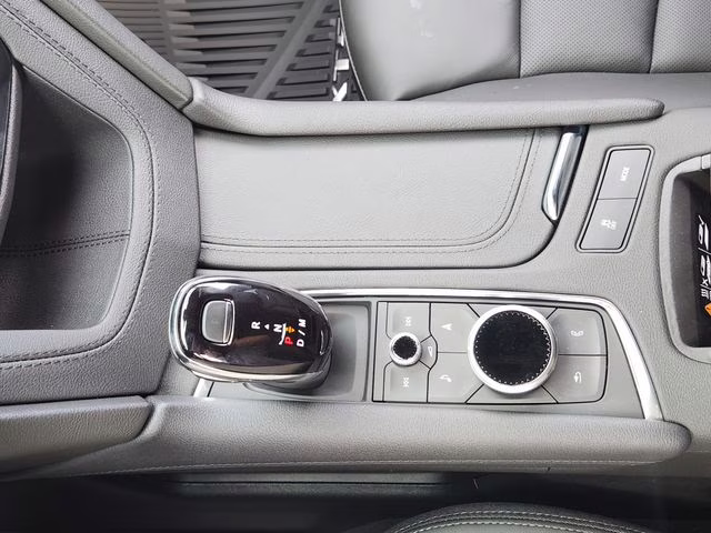 2025 Argent Silver Metallic Cadillac XT5 Premium Luxury FWD SUV