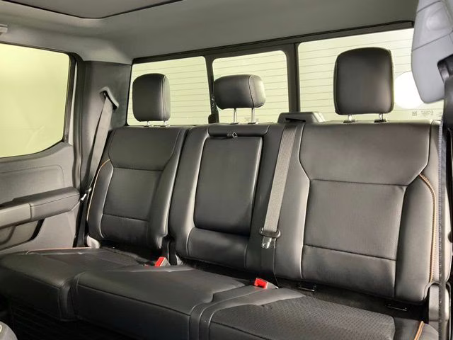 2026 Avalanche Ford Super Duty F-350 SRW Lariat 4X4 Truck