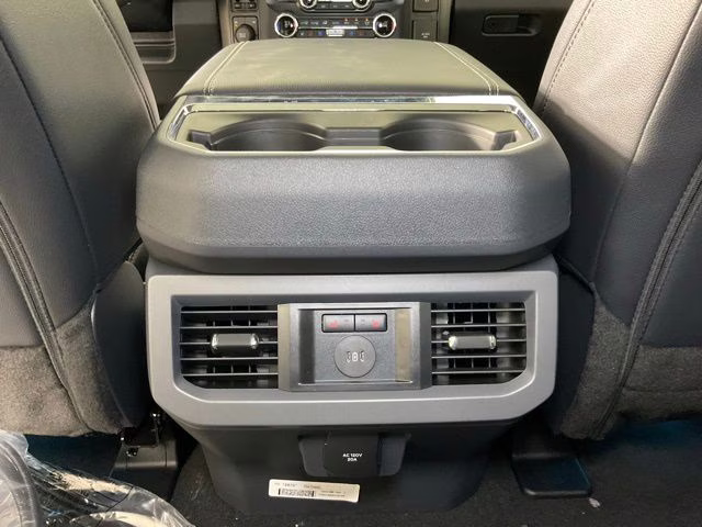 2026 Avalanche Ford Super Duty F-350 SRW Lariat 4X4 Truck