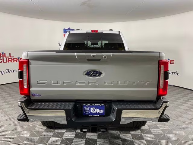 2026 Avalanche Ford Super Duty F-350 SRW Lariat 4X4 Truck