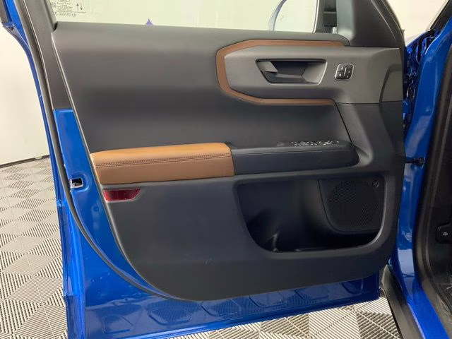 2025 Blue Metallic Ford Bronco Sport Outer Banks 4X4 SUV