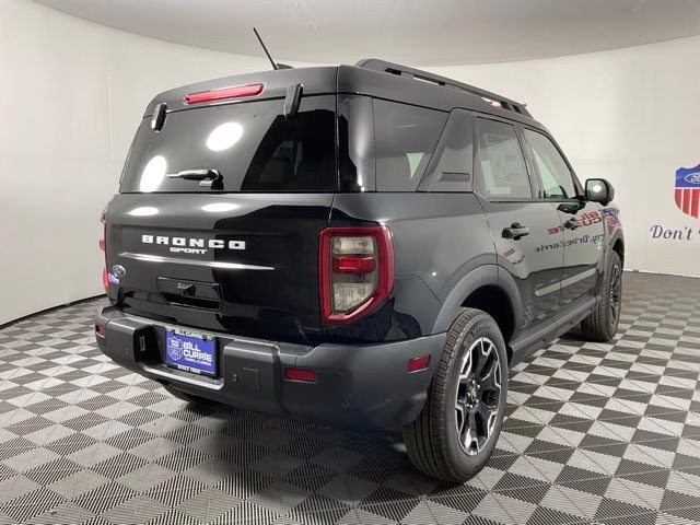 2025 Shadow Black Ford Bronco Sport Outer Banks 4X4 SUV